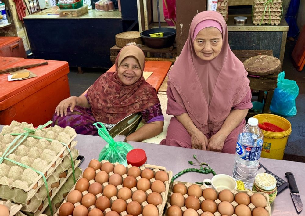 The egg ladies were so friendly and funny, all of the people were very, very accommodating and sweet