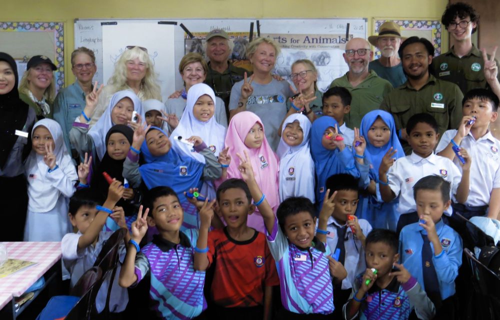 We had so much fun sharing this Malaysian classroom experience with our friends!