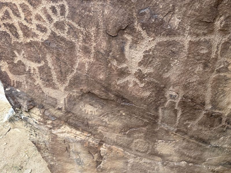 As an artist, petroglyphs or a link with the artists of 1000 years ago